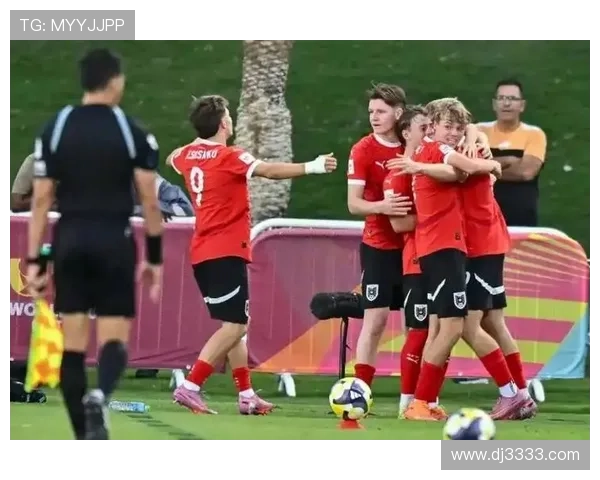 狂风撼门柱裁判坚持葡萄牙U17